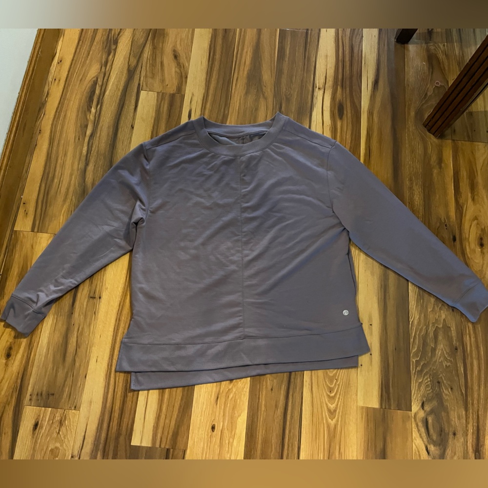 women’s sweatshirt